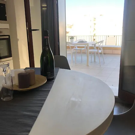 Apartment Serenella Suite *